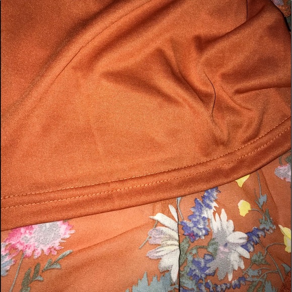 ✨ Floral Maxi dress 💎HOST PICK💎 - Picture 6 of 7